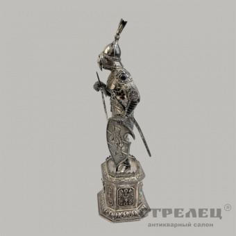Серебряная скульптура «Рыцарь». Ханау, Германия, нач. 20 в. 